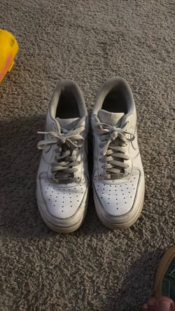 Nike Air Force 1 White Size __ (Worn / Clean Beat Look)