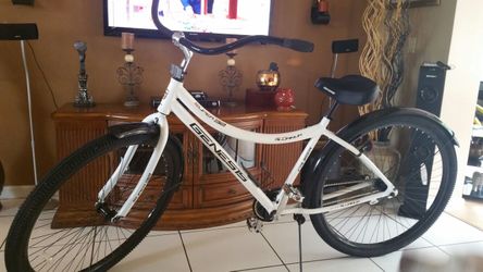 Genesis 32 hot sale inch bike