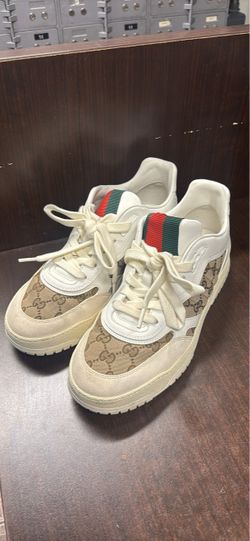 Gucci GG Canvas Low-Top Sneakers
