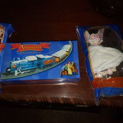 Anastasia Collectable Dolls And Train