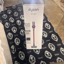 Dyson V8 Origin Plus 