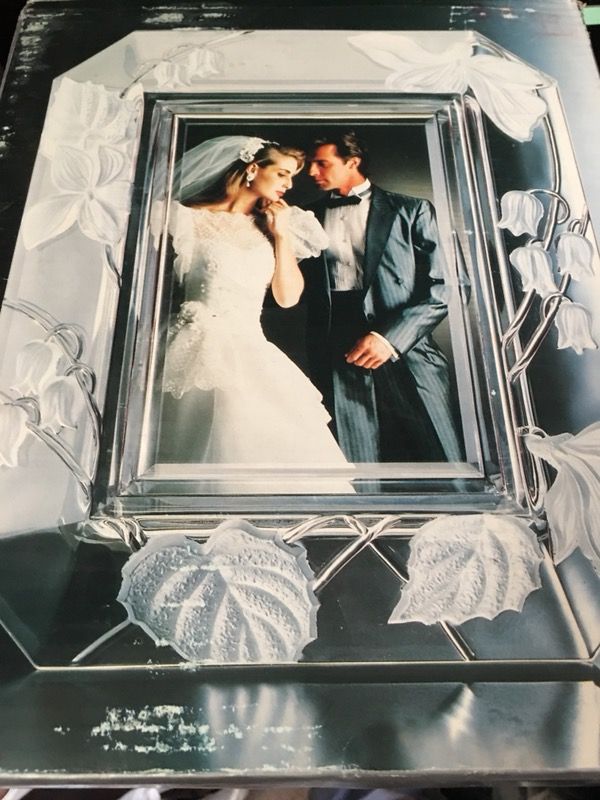 New crystal picture frame