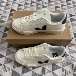 Veja Campo Chromefree Leather Low-Top Dark Blue V Sneakers
