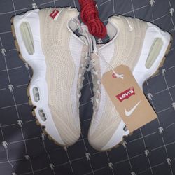 Nike Air Max 95 OG Levi’s Light Orewood Brown Size 4.5