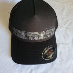 *NEW* Travis Mathew Golf Holding Pattern Flexfit Black Hat Cap Size L/XL