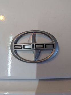 2007 scion tc front bumper emblem