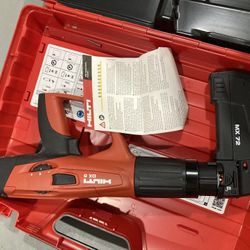Hilti DX5 Nailer