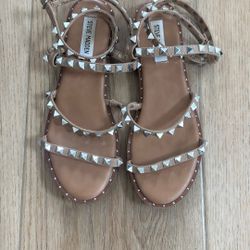 Steve Madden, Studded Travel Sandals, Size 8