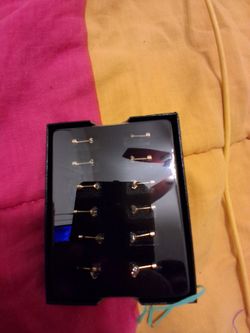 Gold earrings