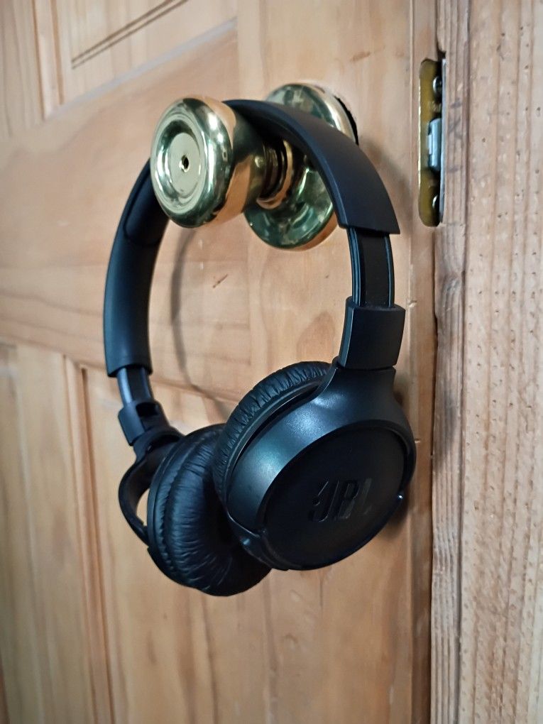 JBL BT520 Bluetooth Wireless Headphones π§