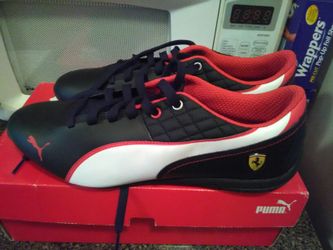 Leather pumas new in box size 11