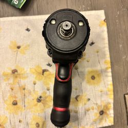 1/2  Mac Tools Impact Gun