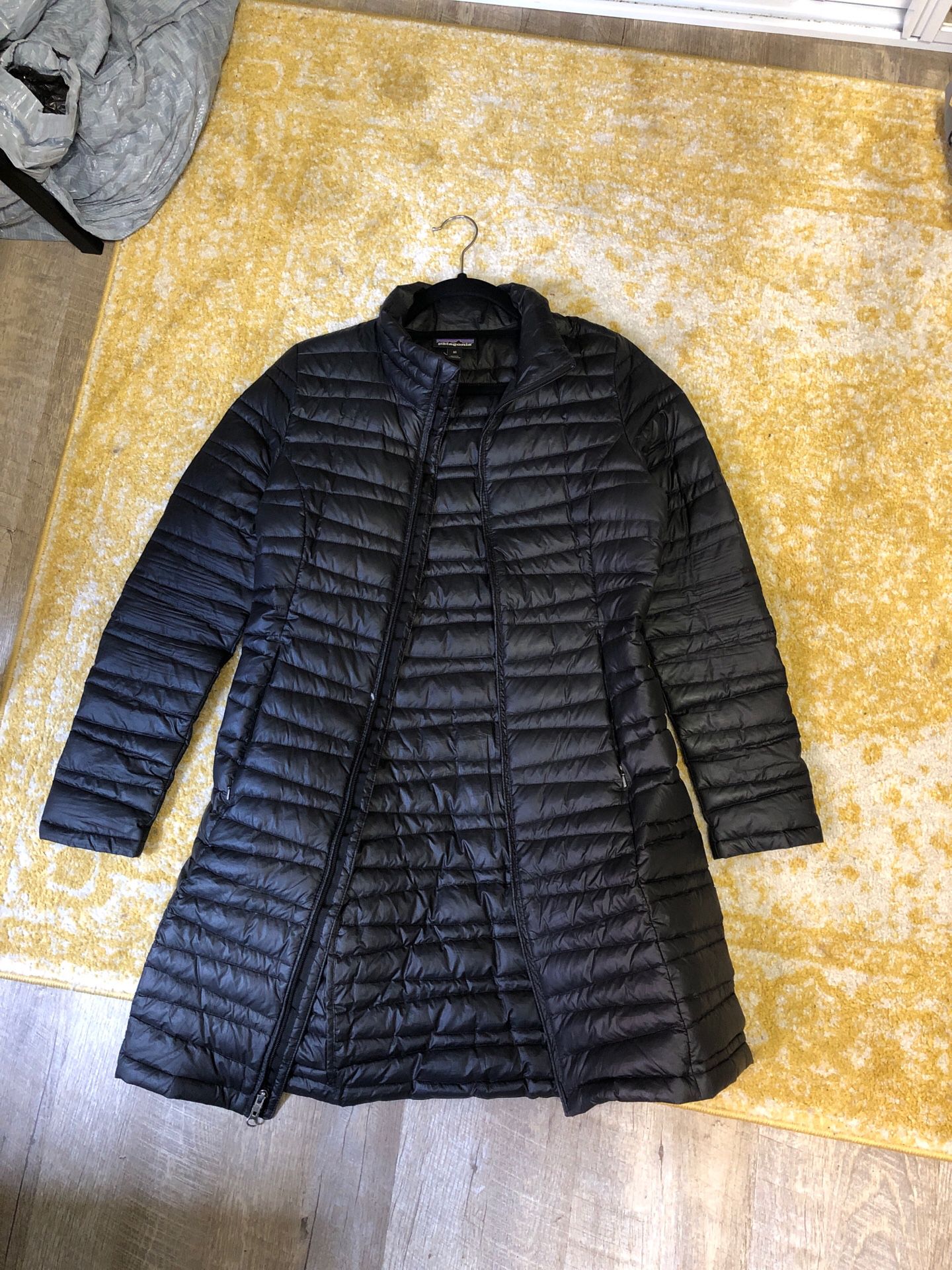 XS women’s Patagonia coat