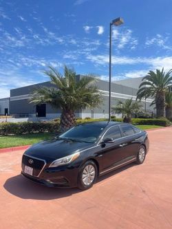 2016 Hyundai Sonata Hybrid