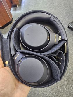 Sony Wireless Noise Cancelling Headphones. ASK FOR RYAN. #4(contact info removed)4-02