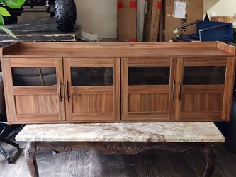 Tv stand