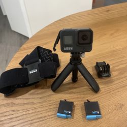 GoPro Hero 8 Black - Great Condition 