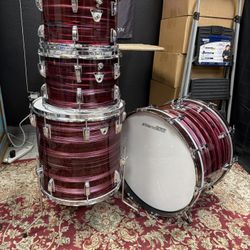 Ludwig Standard 4pc Ruby Red Strata Drum Set