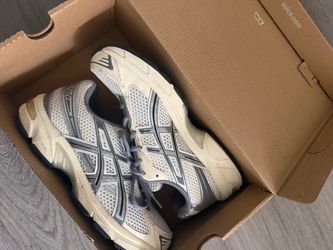 Woman’s ASICS