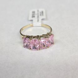 10kt Gold Pink CZ Stone Ring 
