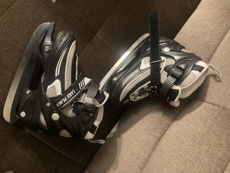 Lake Placid Ice Skates adjustable size 1-4, fit shoe sizes 1, 2, 3, 4