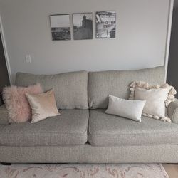 Comfy Couch 