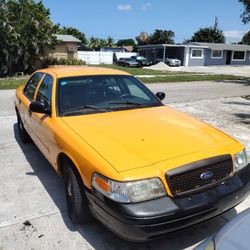 2008 Ford Crown Victoria 