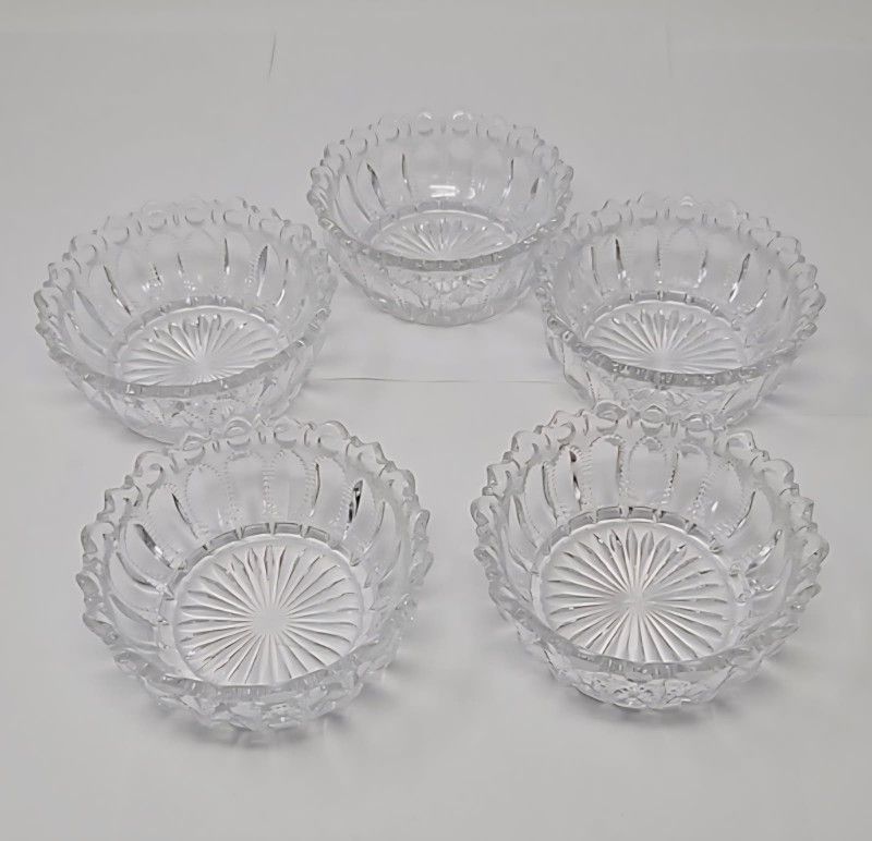 Vintage Set of 5 Clear Paneled Glass Dessert Bowls