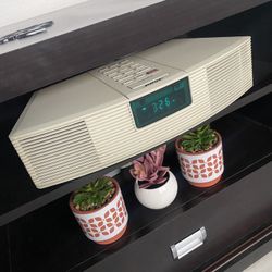 Bose wave soundsystem radio 
