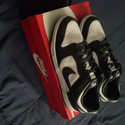 Nike Dunk Pandas Low