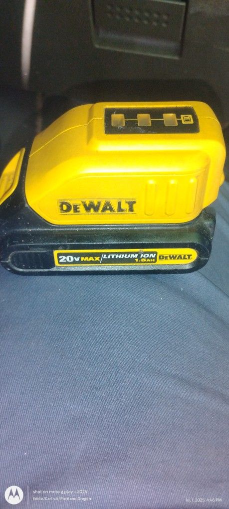 DeWalt 20v MAX Lithium -Ion 1.5Ah And Attachment With Or Without 