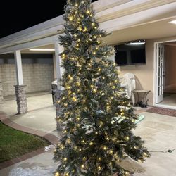 9ft Christmas Tree With Lights