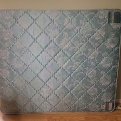 Good Condition Cal king Mattress Spring And Frame