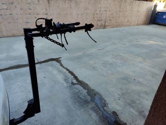 Yakima Hitch Mounted Bike Rack (4 bicycles)