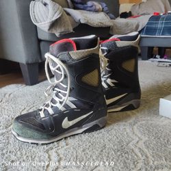 Nike Kaiju Snowboard Boots
