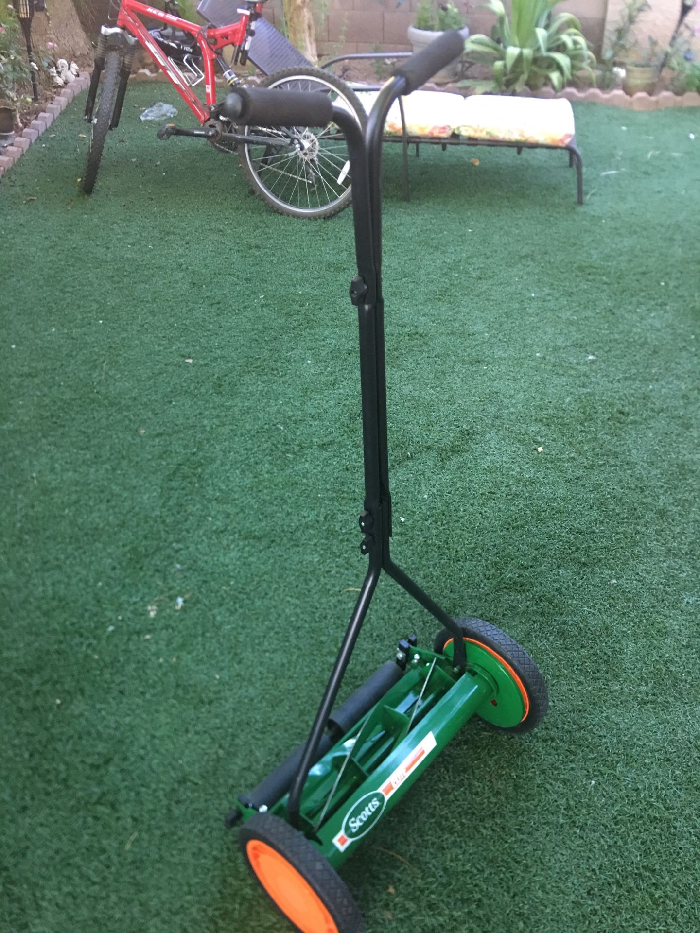 Manual Lawn Mower 16 inch