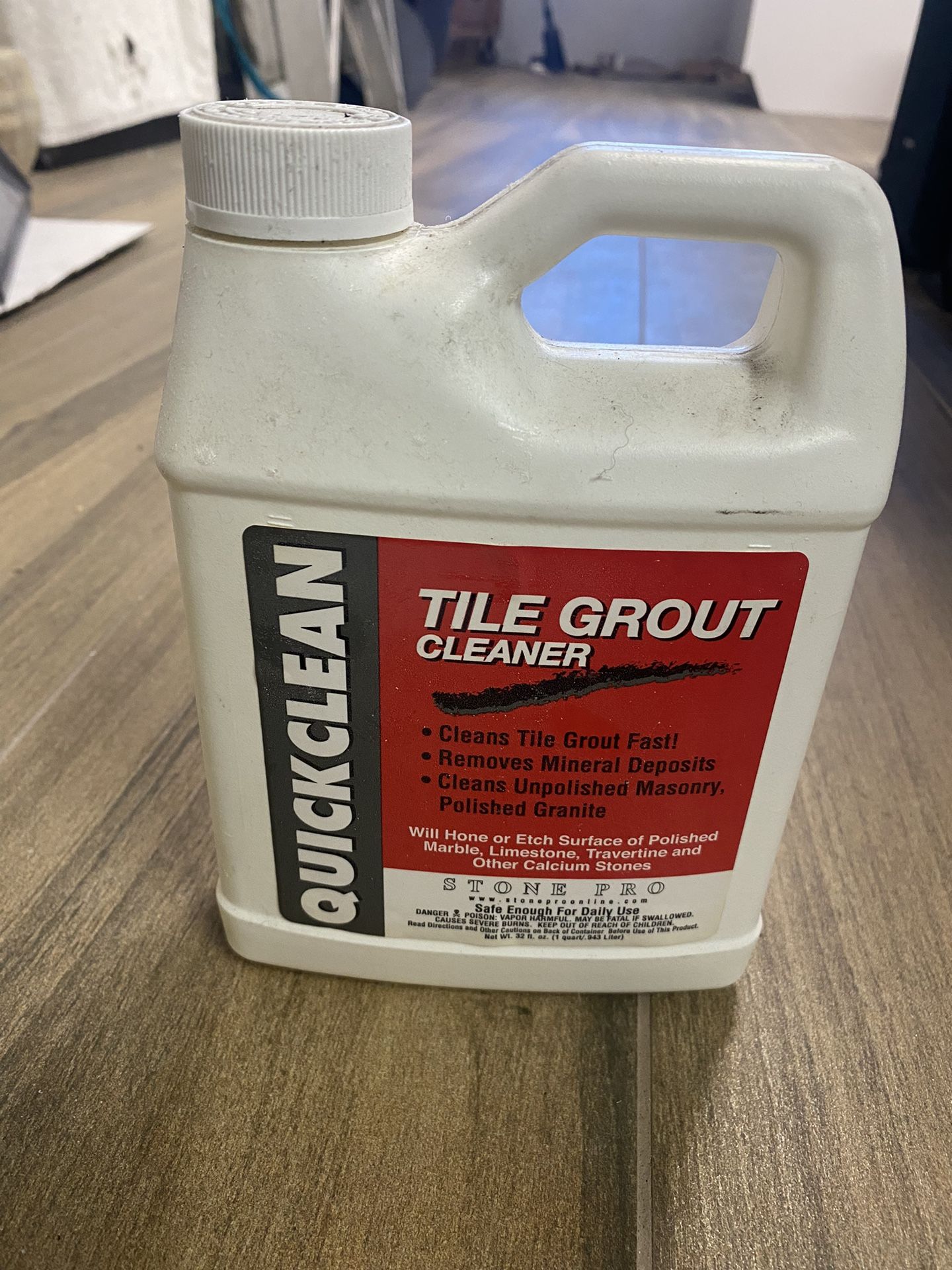 Quick Clean Acidic Tile Cleaner And Grout Cleaner