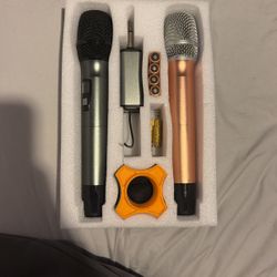 Wireless Microphones 