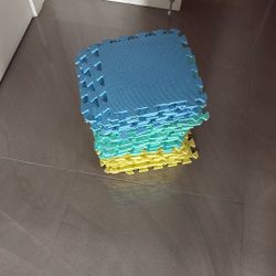 49 Piece Interlocking Play Mat System