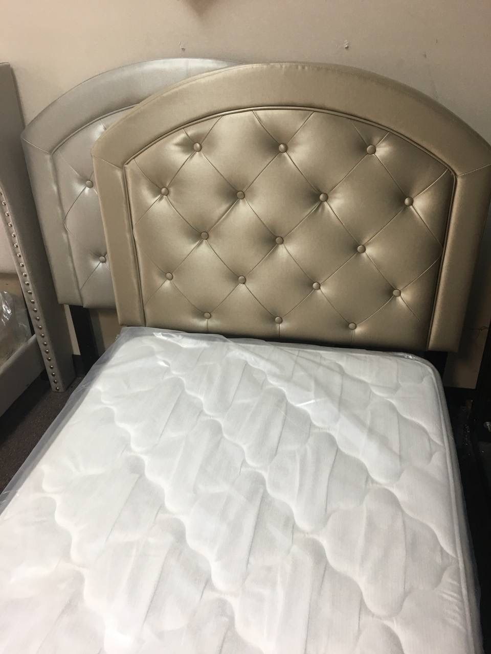 Twin Bed Frame With Mattress 