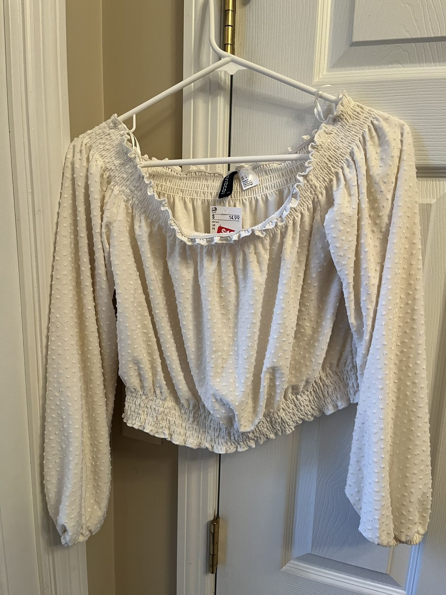 NWT Cream Cropped Top, Large