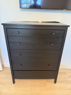 Dresser – Needs Repairs – $10 OBO