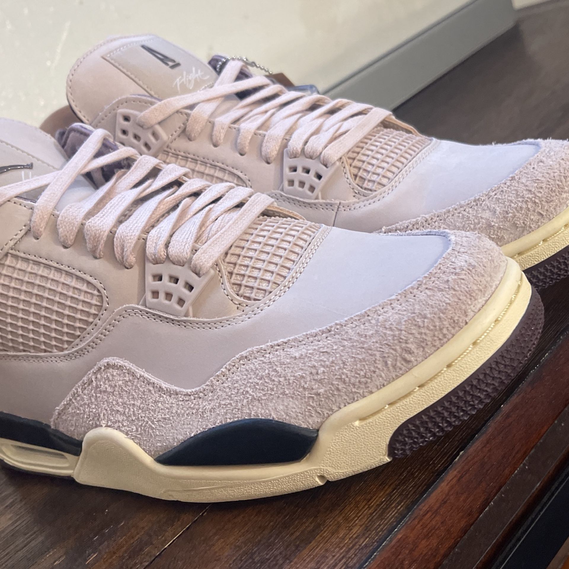 Jordan 4 Retro