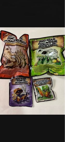 4 DINOSAUR DINO ISLAND SMASHERS DINO ISLAND SERIES