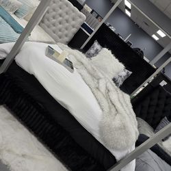 ✨️ King, Cal King, Queen Bed Frame ✨️ Furniture Sectionals, Bedrooms, Dining Avail