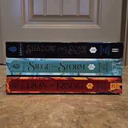 Shadow And Bone Trilogy Complete 3 Book Set