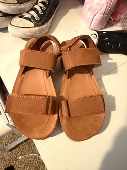 Girls dress sandals tan/brown 10.5c