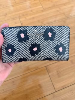 Kate Spade New York Floral Zip Wallet