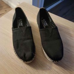 Skechers Bobs Slip ons Breeze flats Size 8.5 8 1/2