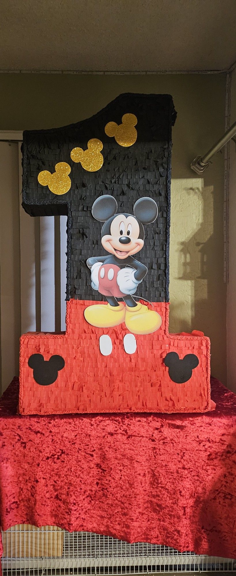 Mickey 1 year old Piñata